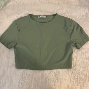 ZARA Green Short Sleeve Cropped Shirt